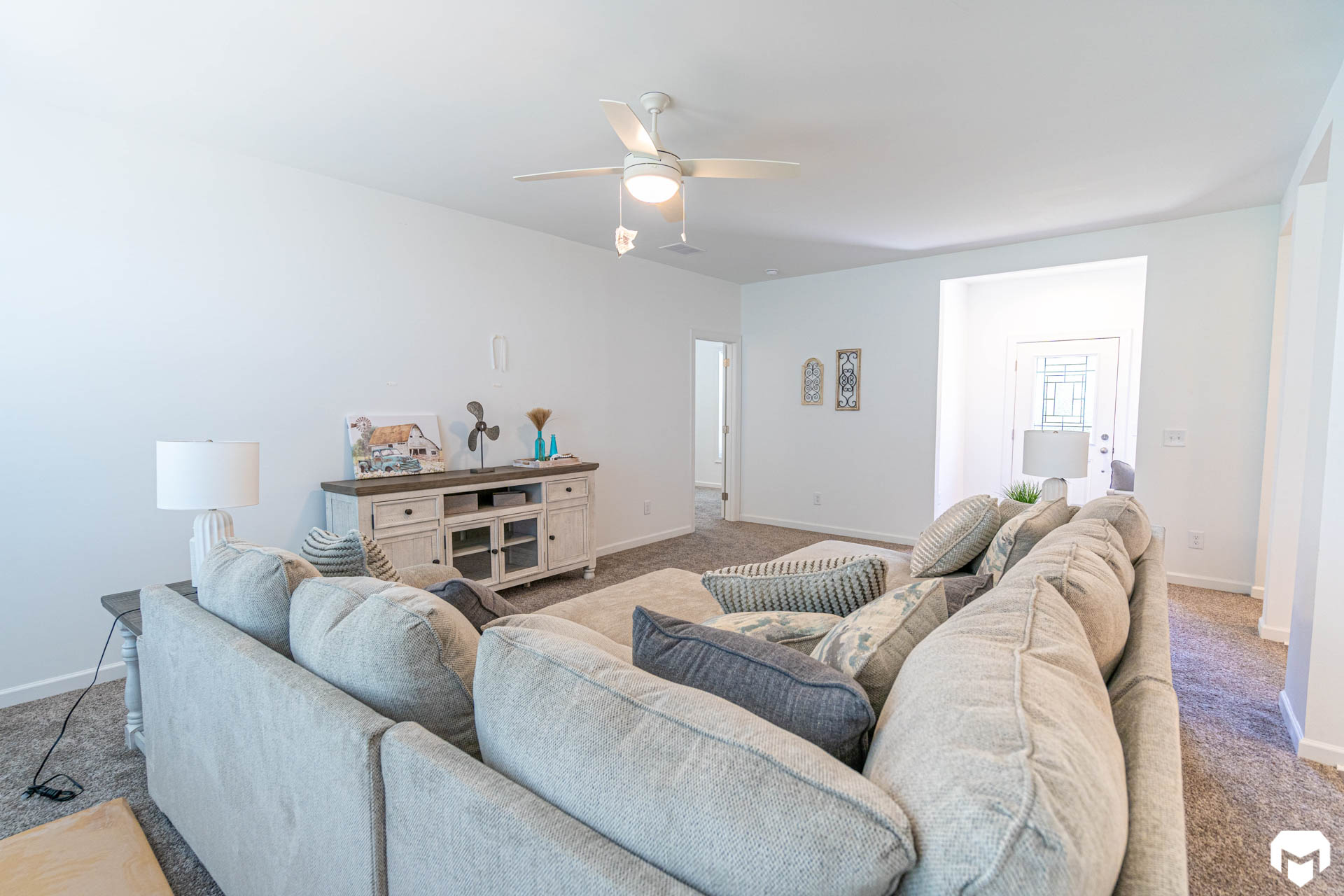 Rockbridge Elite Aspen 1R2207V4 from Yates Home Sales Roxboro Yates